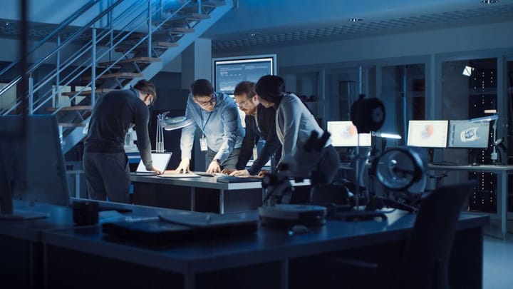 Six Roles That Easily Convert to a Cybersecurity Team - Course Monster Blog